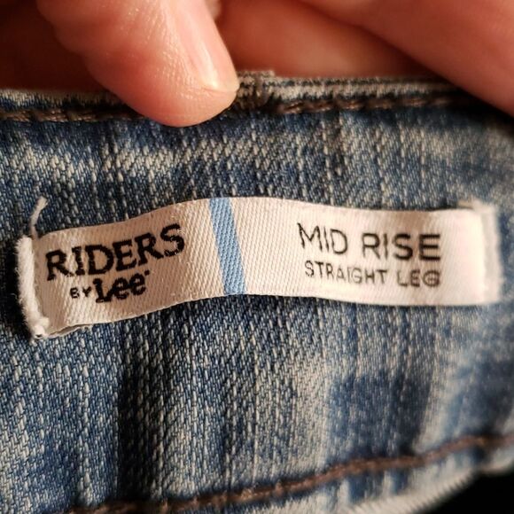 EUC Lee Riders Mid Rise Straight Leg Jeans Sz 8P - Picture 6 of 8